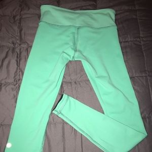 Wunder Under Reversible Lululemon Leggings